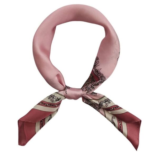 Pink Chain Silky Scarf   main image 4